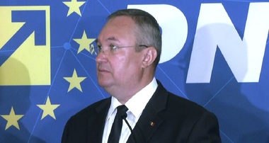UPDATE - Nicolae Ciucă a anunţat că PNL are mandat de respectare a protocolului sau de reducere a numărului de ministere şi posturi de secretar de stat / Premierul spune că nu au fost discuţii privind UDMR şi împărţirea portofoliilor