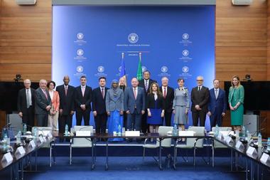 Aurescu, discuţii cu ambasadorii africani acreditaţi la Bucureşti / MAE salută decizia Republicii Africa de Sud de a include România pe lista statelor ai căror cetăţeni pot obţine viza online