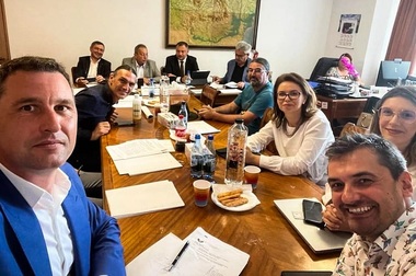 Unanimitate în  comisiile de specialitate din Senat pentru proiectul de lege referitor la protejarea pădurilor din Ilfov / Apel către  liderii grupurilor parlamentare să-şi mobilizeze colegii astfel încât să dea în plen un vot pentru aer curat şi viitor