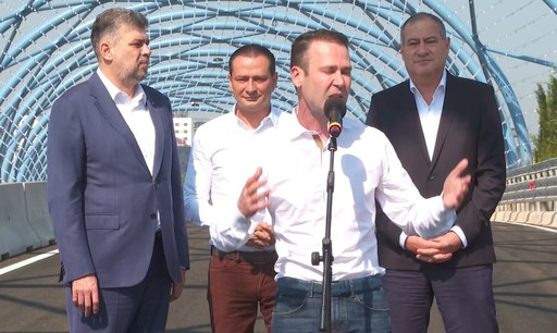 Ciolacu i-a felicitat pe Robert Negoiţă şi Daniel Băluţă, ”cei mai performanţi primari din Municipiul Buzău”, la inaugurarea pasajului din zona autostrăzii Soarelui: Asta înseamnă că gândul te duce întotdeauna tot acasă, nu a fost cu intenţie -VIDEO 