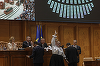 UPDATE - Parlamentul a votat eliminarea pensiilor speciale ale parlamentarilor / Şoşoacă a fluierat în şedinţă şi a făcut scandal / Dispută Ciolacu-Şoşoacă - Şoşoacă: Sunteţi o ruşine / Ciolacu: Sunteţi o mincinoasă ordinară - VIDEO, FOTO