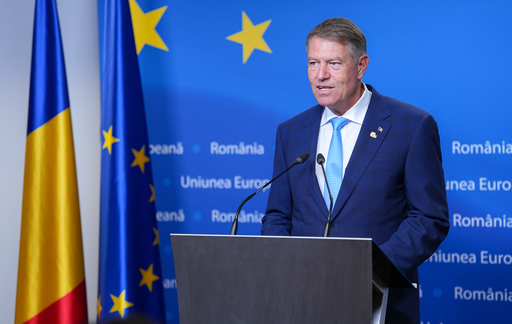 Iohannis, întrebat despre situaţia privind canalul Bâstroe: Până acuma totul a fost un mit. Nu s-au făcut lucrări de adâncire. Ultimele măsurări au arătat că s-au făcut lucrări de întreţinere