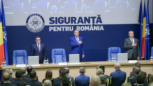 Klaus Iohannis: Am luat act de retragerea din funcţie a directorului Serviciului Român de Informaţii, Eduard Hellvig, al cărui mandat a marcat restaurarea credibilităţii SRI şi modernizarea consistentă a instituţiei pe care a condus-o