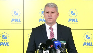 Cătălin Predoiu: Vom monitoriza modul în care se aplică legea eliminării dosarului cu şină şi evident, tema, dacă e necesar, va fi adusă în atenţia Guvernului: Este o măsură sută la sută de inspiraţie liberală, în favoarea cetăţeanului - VIDEO