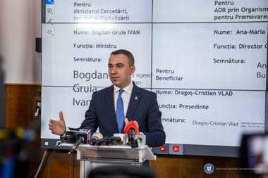 Ministrul Cercetării: 177 milioane de euro pentru digitalizarea României. Astăzi am semnat contractul de finanţare pentru migrarea datelor în Cloud-ul Guvernamental