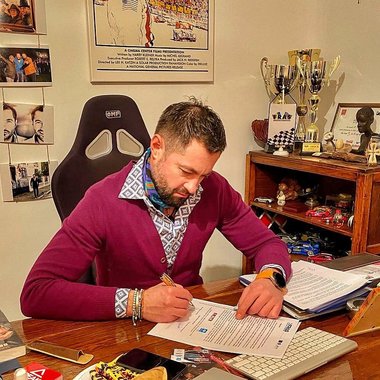 Preşedintele Federaţiei Române de Automobilism Sportiv Norris Măgeanu s-a înscris în PNL / Anunţul a fost făcut de liderul PNL Argeş Alina Gorghiu