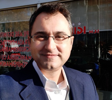 Premierul Marcel Ciolacu l-a numit pe jurnalistul Mihai Constantin în funcţia de purtător de cuvânt al Guvernului