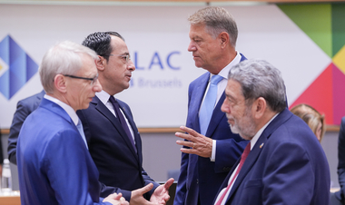 Klaus Iohannis a prezentat, la Summitul UE-CELAC, eforturile României pentru diminuarea efectelor crizei alimentare şi umanitare cauzate de războiul Rusiei împotriva Ucrainei şi viziunea pentru combaterea schimbărilor climatice