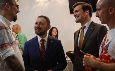 Ministrul Mediului îl susţine pe liderul PNL Sector 3, Andrei Baciu, în lupta pentru recuperarea celor 11 hectare de parc retrocedate din IOR: Capitala are nevoie de mai mult spaţiu verde. Orice bucăţică de parc contează
