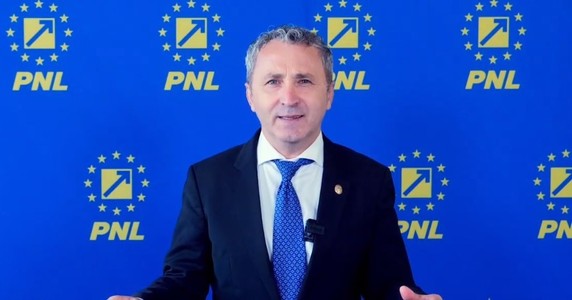 Valentin Făgărăşian (PNL): Priorităţile românilor din diaspora, servicii consulare digitale, dosare de muncă şi de pensii în format electronic, protecţie pentru copiii şi familiile lor