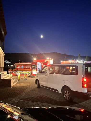UPDATE - Premierul Marcel Ciolacu a dispus verificări la un centru de îngrijire din judeţul Mureş, unde victimele erau ţinute închise şi agresate / Şapte vârstnici, găsiţi într-un subsol, în condiţii improprii / Reacţia ministrului Muncii
