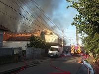 Emil Boc, despre puternicul incendiu din oraş: După stingerea completă, vom face evaluarea finală / În cazul în care este nevoie, asigurăm locuinţe de urgenţă celor afectaţi de incendiu