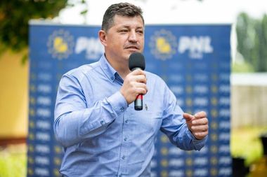 Viceprimarul liberal al municipiului Timişoara, Cosmin Tabără: Sau ieşim de la guvernare, sau ne ducem în cap!