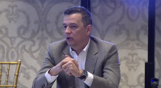 Grindeanu: Orice guvern ar veni după trebuie să menţină Transporturile o prioritate, dacă vrem să avem autostrăzi şi căi ferate moderne. Dacă nu, iarăşi revenim şi băltim cum am băltit atâţia ani