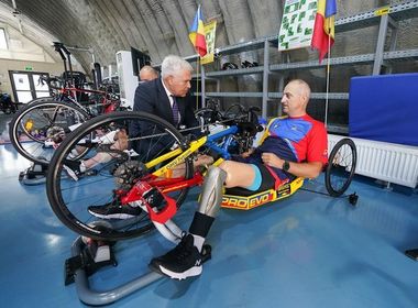 Ministrul Apărării, Angel Tîlvăr: Militarii din echipa Invictus România, un exemplu pentru toţi cei care vor să îşi depăşească limitele