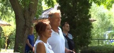 Iohannis, întrebat în ce a constat şi în ce va consta contribuţia sa la găsirea de soluţii pentru Delta Dunării: Contribuţia mea constă în faptul că am venit aici şi am atras atenţia asupra acestor chestiuni