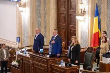 Ciucă: Priorităţile noii sesiuni parlamentare sunt măsurile fiscale necesare echilibrării bugetare şi jaloanele din PNRR / Sunt necesare o atitudine echilibrată şi un comportament serios, fără circ / Preşedintele Senatului face apel la mobilizare