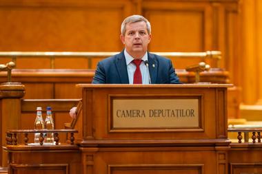 Zoltán Miklós (UDMR): Dacă s-ar fi adoptat propunerile UDMR pe fiscalitate în anii trecuţi altfel ar arăta bugetul ţării / Se testează opinia publică pe măsurile fiscale în loc să se facă consultări reale