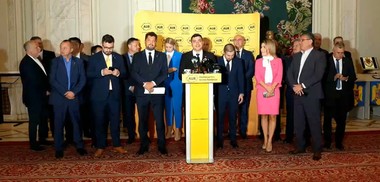 George Simion, despre incidentele de la meciul România-Kosovo: Aseară am dormit, înţeleg necesitatea unora de a mă asocia cu toate evenimentele din România, cred că şi pe la Crevedia am fost înainte de explozie