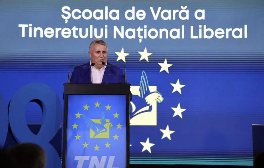 Lucian Bode, după participarea la Şcoala de vară a TNL: Perioada următoare va fi pentru tinerii liberali o oportunitate, dar şi o provocare. Va fi bătălia generaţiei lor