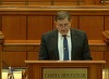 UPDATE - Rafila, la dezbaterea în plen a moţiunii împotriva sa: E doar o arie a calomniei din partea unor politicieni aflaţi într-o goană după notorietate şi după voturi / Deputaţii USR au afişat pancarte / Ce au declarat reprezentanţii partidelor - FOTO