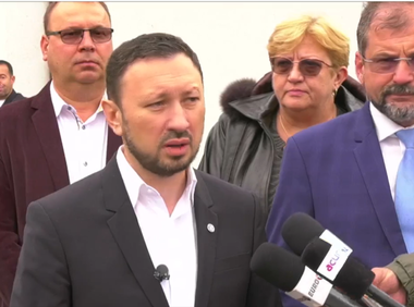 Ministrul Mediului, Mircea Fechet a anunţat lansarea Programului de finanţare pentru eficienţă energetică în clădiri publice: Vom putea primi proiecte de aproximativ 1 miliard de lei