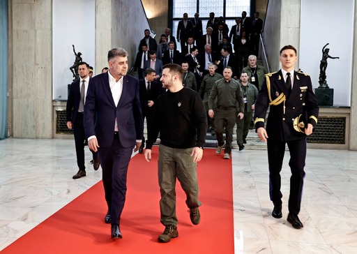 Premierul Marcel Ciolacu, înaintea şedinţei comune a Guvernelor României şi Ucrainei: Vizita la Kiev are doua obiective clare, promovarea drepturilor românilor din Ucraina şi  semnarea unor acorduri bilaterale importante
