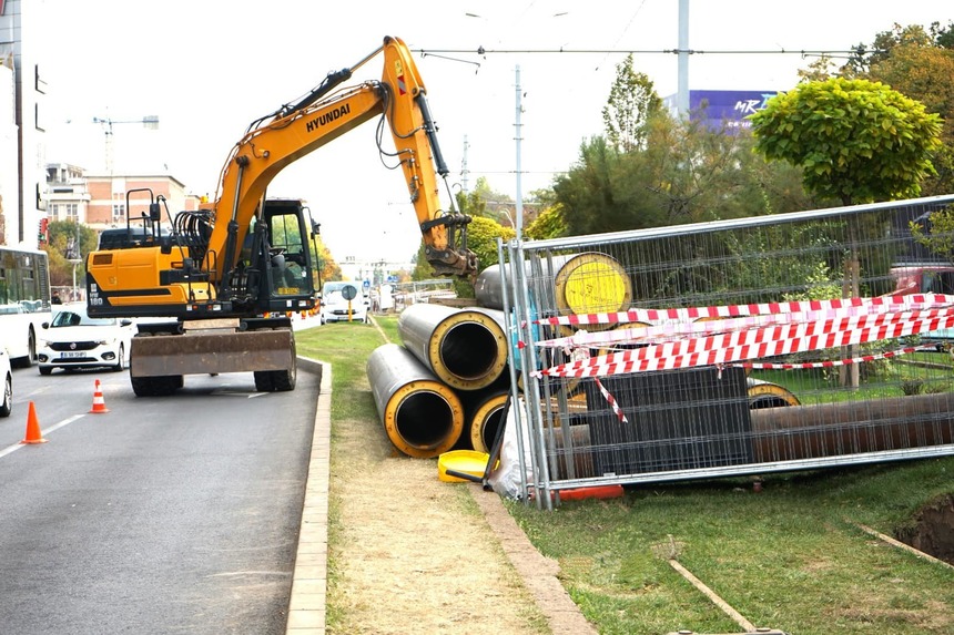 Nicuşor Dan: A fost finalizat montajul şi realizată proba de presiune pentru un tronson de 1,4 km de conducte de termoficare pe Magistrala I Vest

