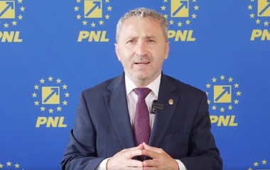 Valentin Făgărăşian, deputat PNL de Diaspora: În scurt timp, titlul de călătorie va fi emis în format electronic / Anual, aproape 150.000 de români se deplasează şi aşteaptă la cozi pentru emiterea acestui document