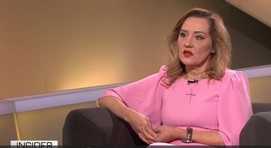 Elena Lasconi o critică pe Clotilde Armand: Tu eşti votat să faci treabă, nu să fii în permanenţă primar în opoziţie. Nu mă îndoiesc nicio secundă de bunele ei intenţii, dar felul ăsta de victimizare şi de a fi în opoziţie nu mi se pare în regulă

