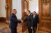 Nicolae Ciucă l-a primit la Senat pe ministrul Afacerilor Externe al Republicii Azerbaidjan: Este necesară operaţionalizarea rapidă a proiectului interconector care va asigura legătura de transport dintre Marea Caspică şi Marea Neagră