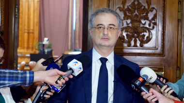 Comisia juridică din Camera Deputaţilor impune obligaţia de asigurare pentru proprietarii de trotinetă electrică / Cei care închiriază trotinete electrice vor trebui să completeze un formular cu cinci întrebări din legislaţia rutieră