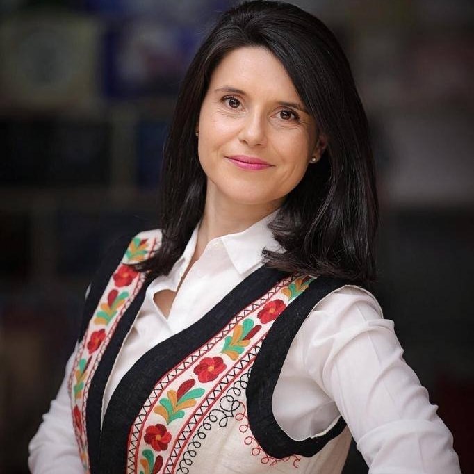 Deputatul de Braşov Ana Predescu s-a înscris în AUR
