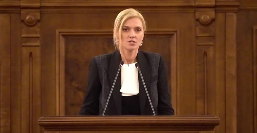 Senatul a adoptat „Legea 2 Mai” / Alina Gorghiu: E o lege care ne asigură că toţi traficanţii de droguri de mare risc vor sta în închisoare. Acolo le este locul
