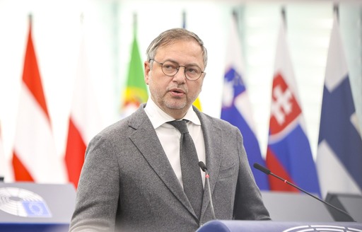 Motreanu: Am obţinut votul PE pentru sprijinirea regiunilor care se confruntă cu scăderea forţei de muncă, plecarea tinerilor şi cu o pondere scăzută a persoanelor cu studii superioare