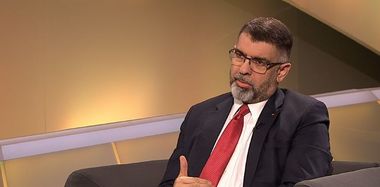 Cazanciuc, despre amenzile de circulaţie: Spunea cineva că vai, Doamne, e dublu faţă de salariul minim pe economie! Dar de ce să ajungi acolo? Este făcut dublu ca să nu ajungi acolo, ca să te gândeşti de zece ori înainte să faci ceva