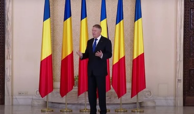 Preşedintele Klaus Iohannis a decorat mai multe personalităţi din domeniul sanitar, educaţional şi de cercetare, într-o ceremonie la Palatul Cotroceni
