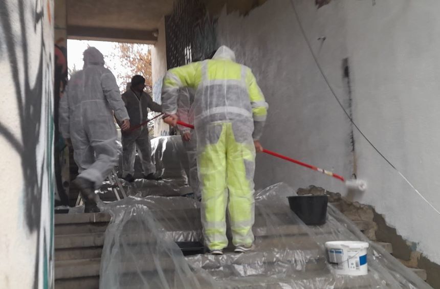 AUR Bucureşti anunţă că a iniţiat o acţiune de curăţare a graffiti-urilor din zona centrală a Capitalei - FOTO