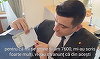 George Simion s-a filmat iar în timp ce îşi ridică salariul de 7.600 de lei şi spune că i s-a reţinut 30%, pentru că a făcut protest în timpul pandemiei: 4.600 de lei pentru chirie, 1.400 de lei pentru transport, 4.176 lei diurna pentru octombrie