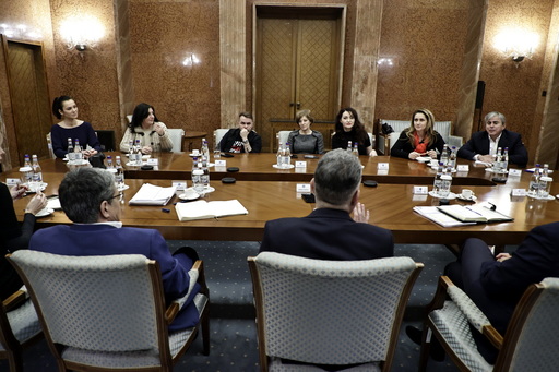 Premierul Marcel Ciolacu, consultări cu ONG-urile, în contextul modificărilor fiscale cu privire la regimul sponsorizărilor: Formularul D177 va rămâne în vigoare, iar data până la care va putea fi utilizat de companii este 25 mai a anului