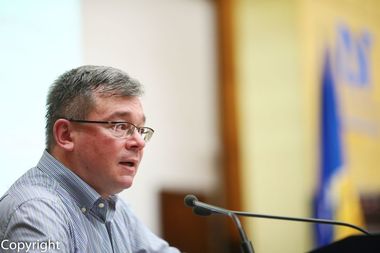 Mihai Răzvan Ungureanu: Ca premier, mi-am propus să mut munţii din loc şi bolovanul a căzut peste mine. Mi s-a ridicat împotrivă o bună parte din clasa politică. Nu eram omul politic capabil să-şi ţină gura şi să se autocenzureze

