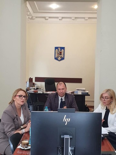 Şeful Casei Naţionale de Pensii: Colegii mei lucrează în ture, şi sâmbăta şi duminica, astfel încât tipărirea celor 5 milioane de taloane de pensii să nu aibă nicio întârziere, iar în ianuarie oamenii să îşi primească pensiile majorate cu 13,8%
