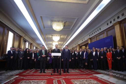 Alianţa Dreapta Unită, listă comună la alegerile europarlamentare din 2024. Primii opt candidaţi sunt Dan Barna, Vlad Voiculescu, Eugen Tomac, Vlad Botoş, Cristina Prună, Violeta Alexandru, Radu Mihail, Corina Atanasiu