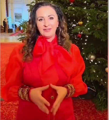 Natalia Intotero: Vă doresc sărbători fericite, cu pace, cu linişte, alături de familiile voastre. Noul an care se apropie, 2024, să fie un an mai bun