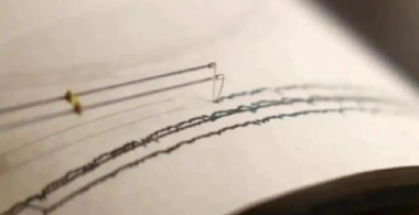 Guvernul a modificat metodologia privind finanţarea de la buget a hărţilor de risc natural pentru cutremure şi alunecări de teren 