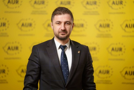 Deputatul AUR Adrian Axinia a depus la Secţia 17 Poliţie din Bucureşti o cerere pentru a declara dispariţia preşedintelui Klaus Iohannis - DOCUMENT
