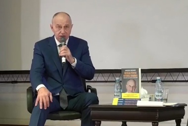 Geoană, despre modelul politic din România: Dacă vrei să stai mediocru şi să bălteşti, continui ca acum / Vrei să faci un salt de dezvoltare, schimbi lucrurile