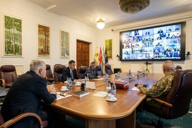 Ministrul Apărării, la reuniunea Grupului de contact pentru Ucraina, condusă de secretarul american al apărării, Lloyd Austin / 50 de state au transmis un mesaj de solidaritate şi unitate

