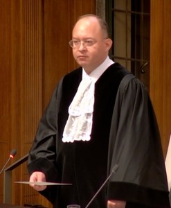 Bogdan Aurescu a depus jurământul în funcţia de judecător al Curţii Internaţionale de Justiţie de la Haga