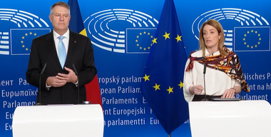 Klaus Iohannis: Este o distanţă prea mare între cetăţeanul elector european şi clasa politică europeană. Trebuie să ne reapropiem / Patru ani ne-a luat ca să ne dăm seama, după proteste masive, că anumite lucruri trebuie rediscutate cu fermierii?